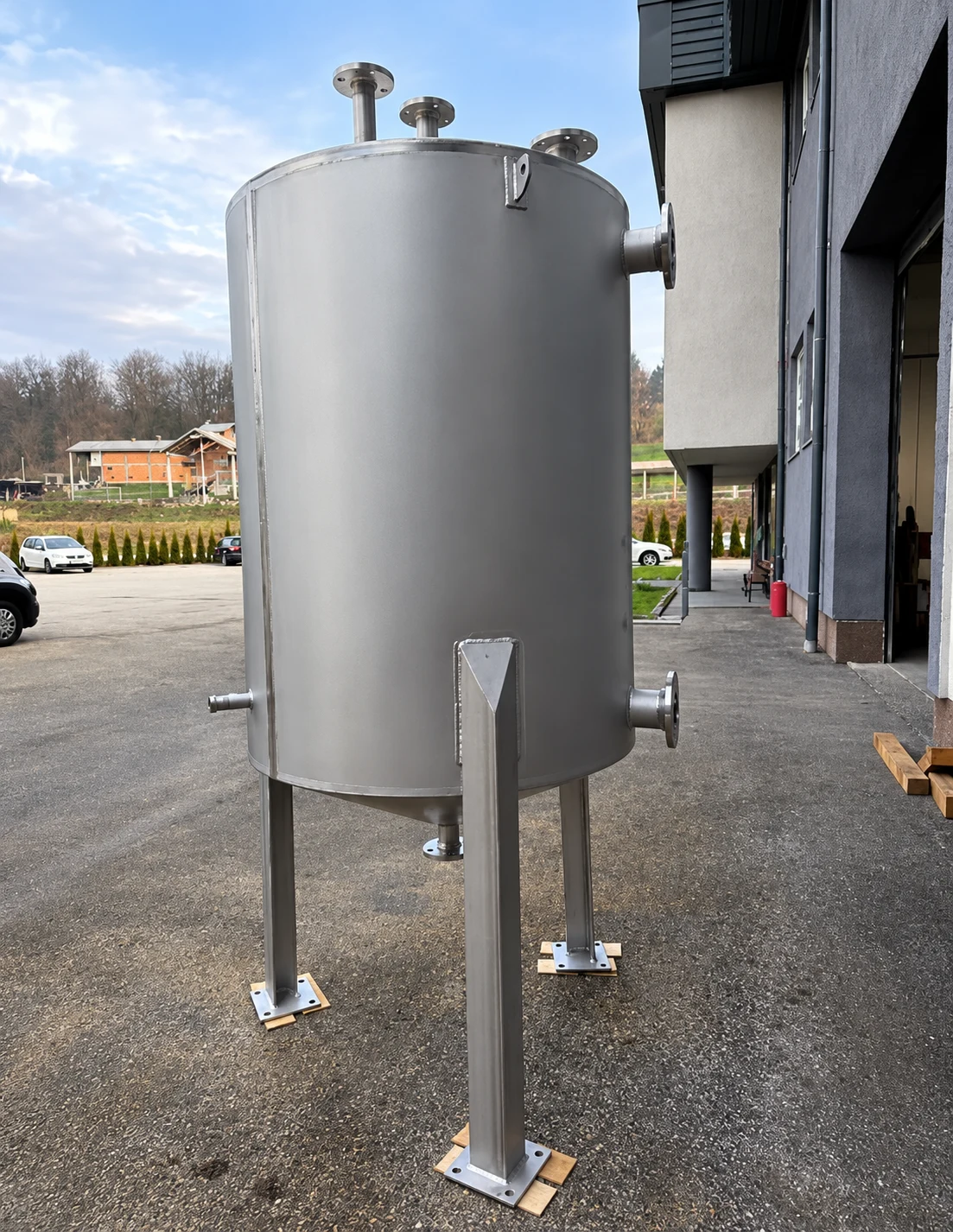 Finished stainless steel process vessel manufactured by Anytherm